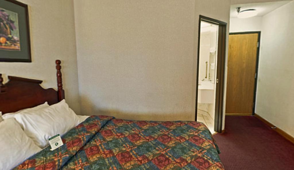 Americas Best Value Inn Waukegan Luaran gambar