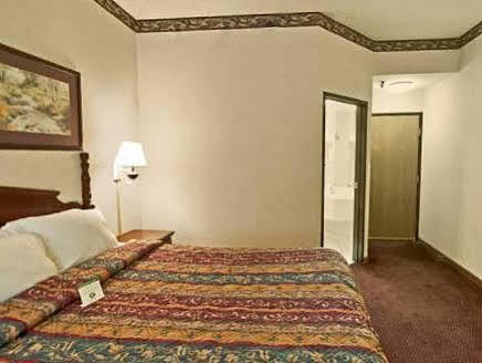 Americas Best Value Inn Waukegan Luaran gambar